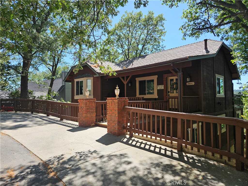 photo 1: 28662 Zion Drive, Lake Arrowhead CA 92352