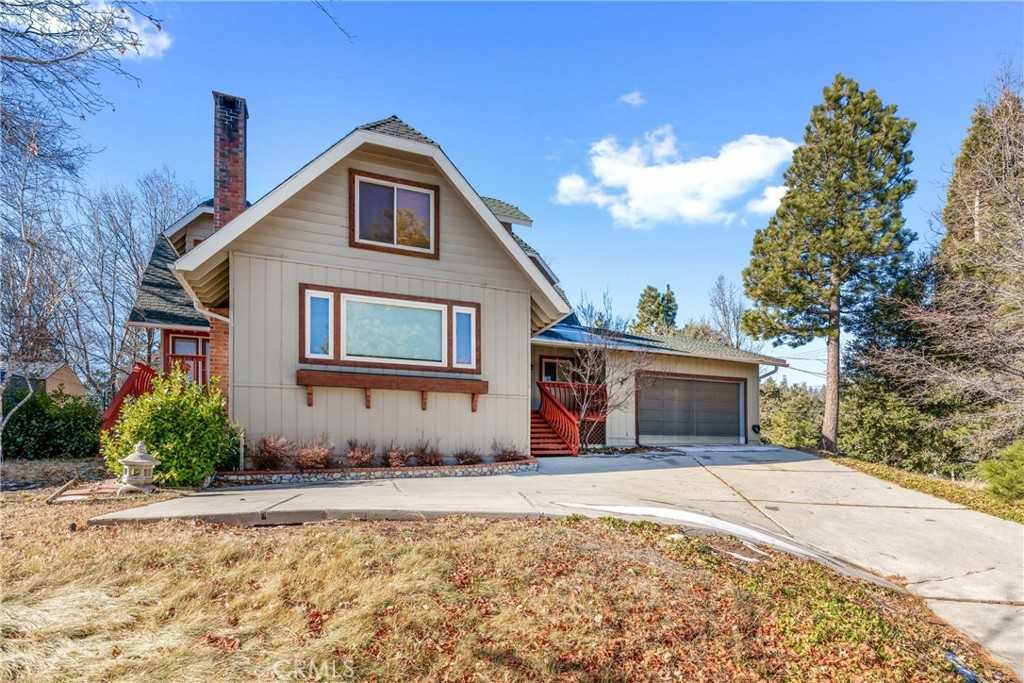 photo 3: 27919 St Bernard Lane, Lake Arrowhead CA 92352