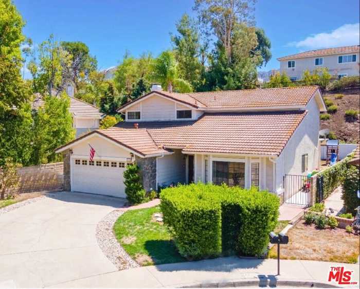 photo 1: 30100 Amelia Drive, Agoura Hills CA 91301