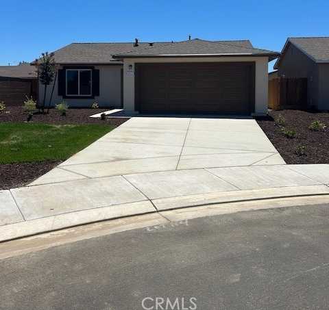 photo 1: 612 Keng Court, Merced CA 95341