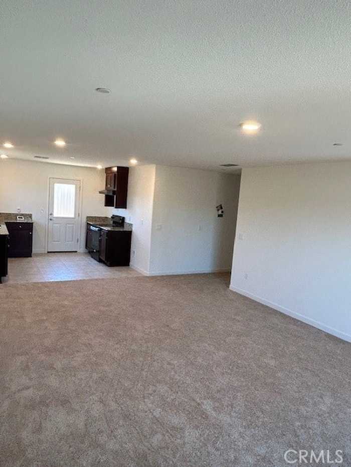 photo 4: 612 Keng Court, Merced CA 95341