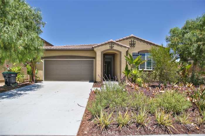 photo 2: 24304 Insignia Drive, Menifee CA 92584