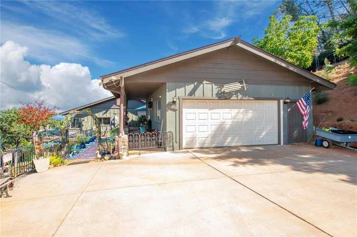 photo 1: 8610 Soda Bay Rd, Kelseyville CA 95451