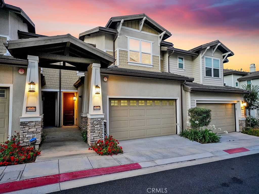 photo 2: 18666 Clubhouse Drive, Yorba Linda CA 92886