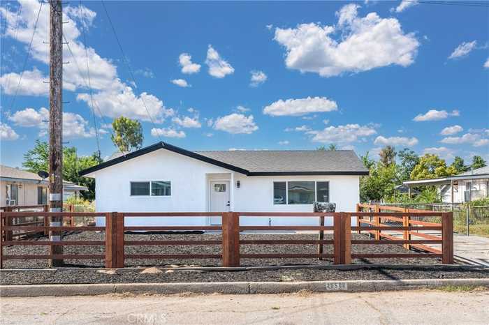 photo 2: 26599 Sparks Street, Highland CA 92346