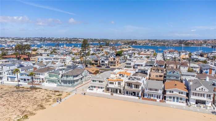 photo 45: 200 E Oceanfront, Newport Beach CA 92661