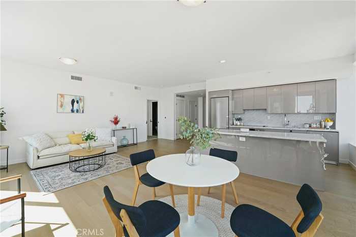 photo 1: 1050 S Grand Avenue Unit 1909, Los Angeles CA 90015