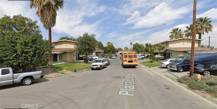 photo 2: 4588 Plaza Lane, Jurupa Valley CA 92509