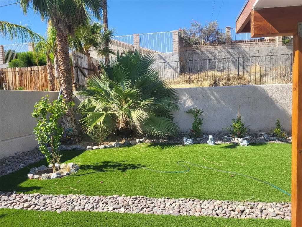 photo 2: 66870 San Rafael Road, Desert Hot Springs CA 92240