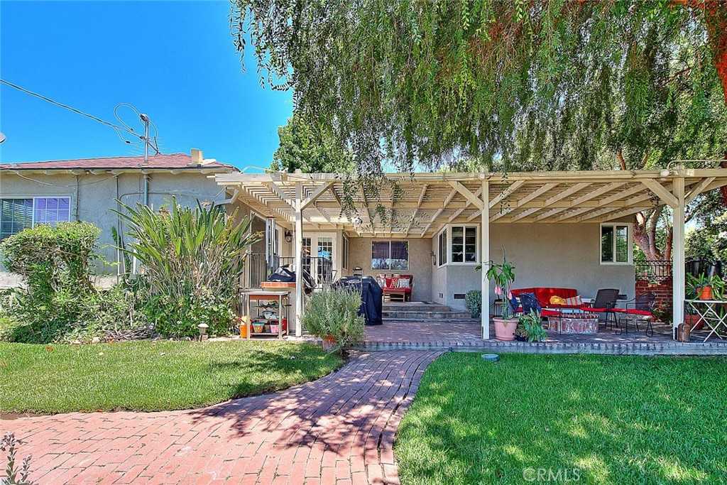 photo 2: 182 Penfield Street, Pomona CA 91768