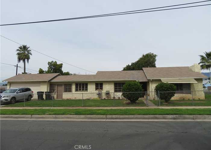 photo 1: 903 Ohio Street, Redlands CA 92374