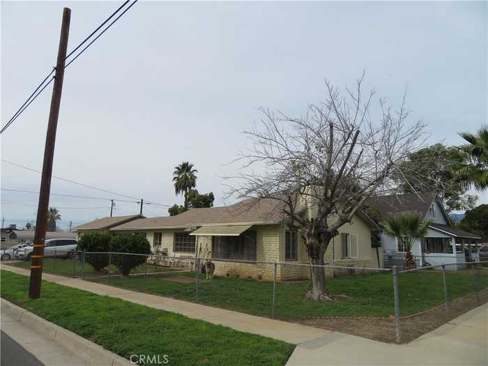 photo 2: 903 Ohio Street, Redlands CA 92374