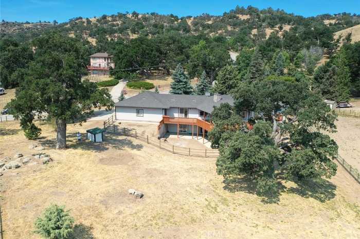 photo 1: 23540 Timberline Way, Tehachapi CA 93561