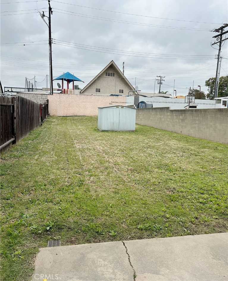 photo 2: 17616 Amantha Avenue, Carson CA 90746