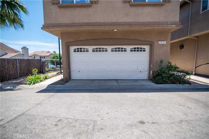 photo 2: 13711 Deane Lane, Sylmar CA 91342