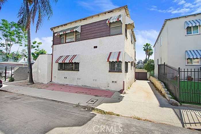 photo 2: 1137 Sunvue Place, Los Angeles CA 90012