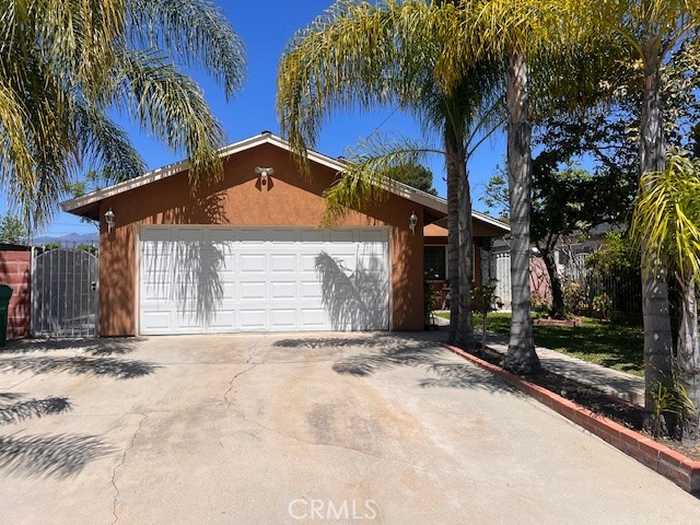 photo 1: 13613 Frazier Street, Baldwin Park CA 91706