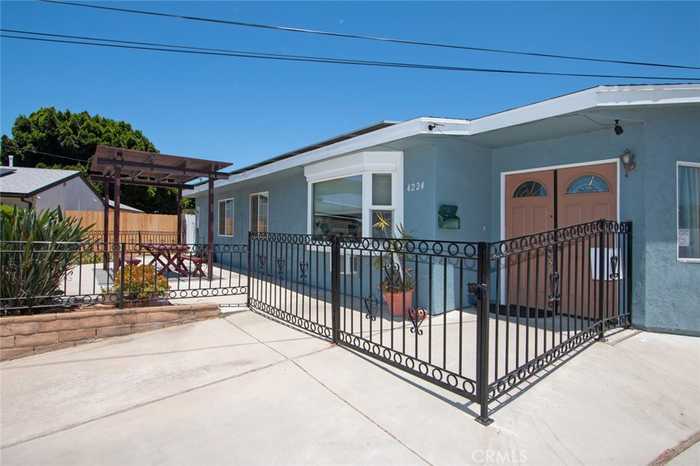 photo 2: 4224 Emet Court, San Diego CA 92117