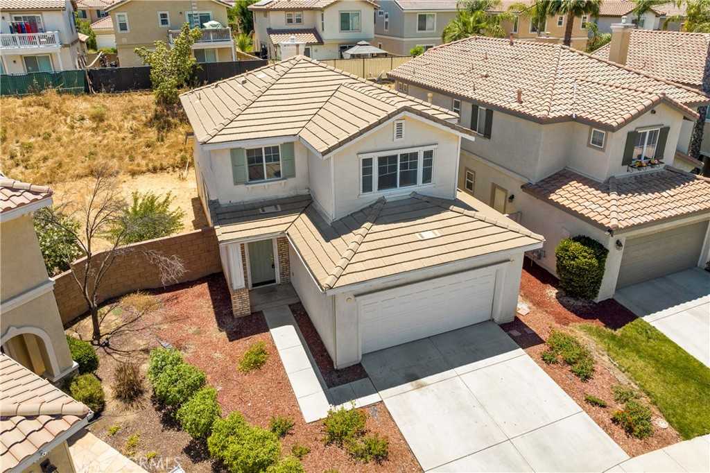 photo 2: 32460 Silver Creek, Lake Elsinore CA 92532