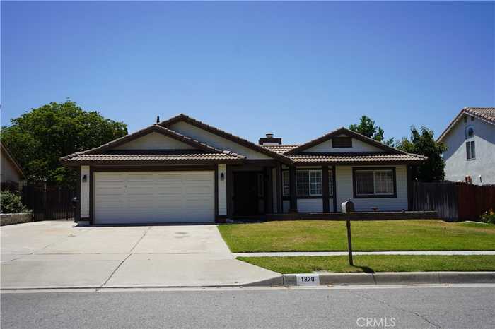 photo 1: 1330 Susan Avenue, Redlands CA 92374