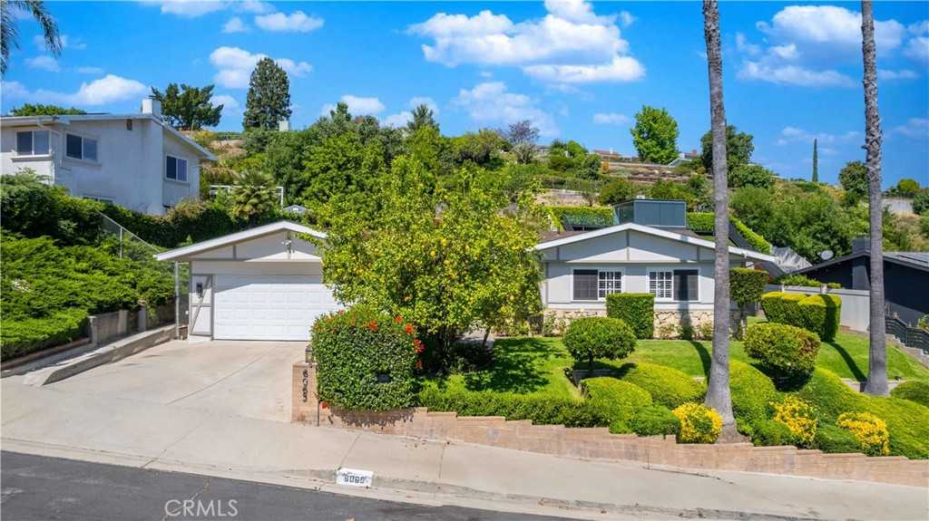 photo 1: 6065 Maury Avenue, Woodland Hills CA 91367