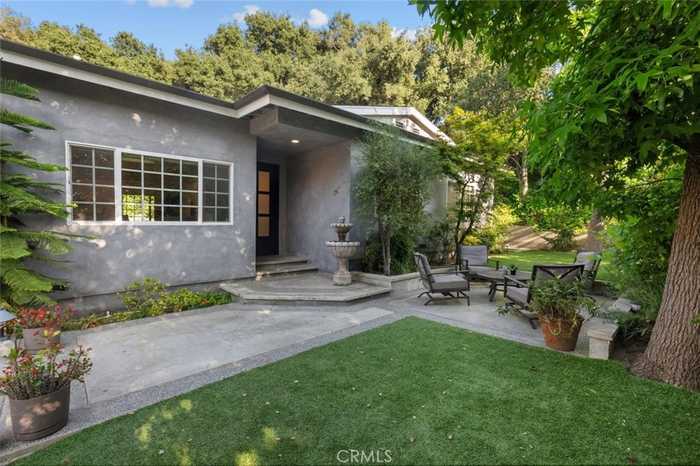 photo 2: 2121 Patagonia Drive, La Canada Flintridge CA 91011