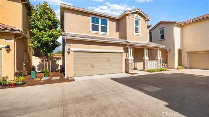 photo 2: 7953 Prairie Rose Way, Highland CA 92346