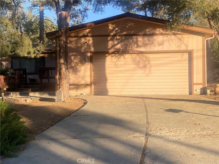 photo 1: 2721 Polar Way, Pine Mountain Club CA 93222