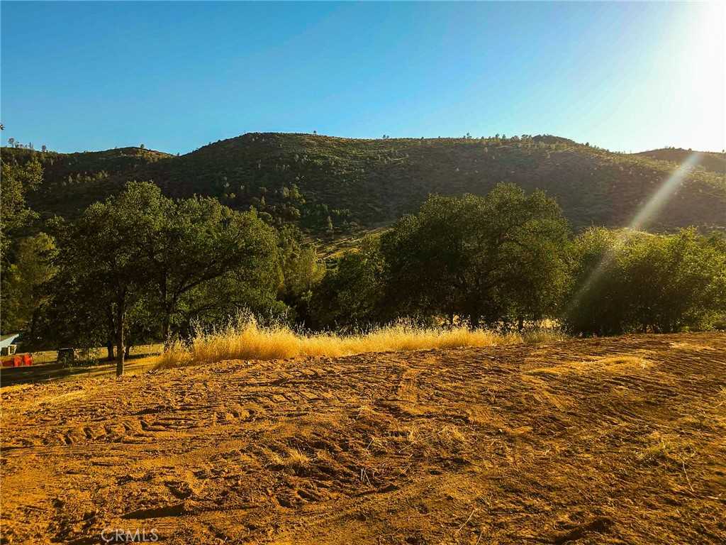 photo 1: Terrace View, Mariposa CA 95338