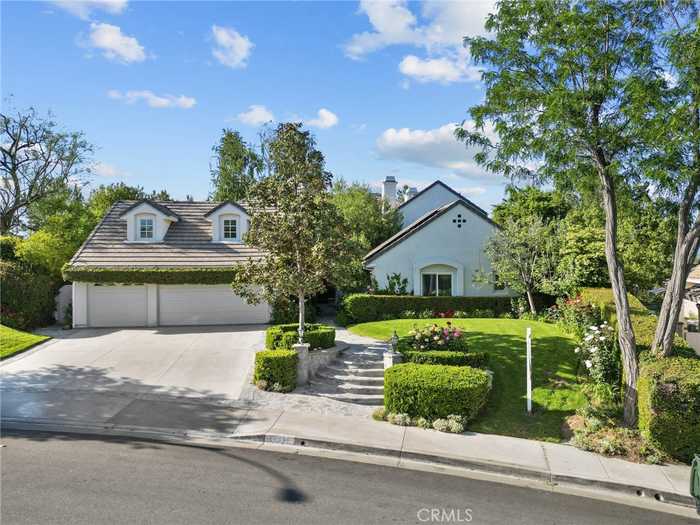 photo 1: 24059 Regents Park Circle, Valencia CA 91355