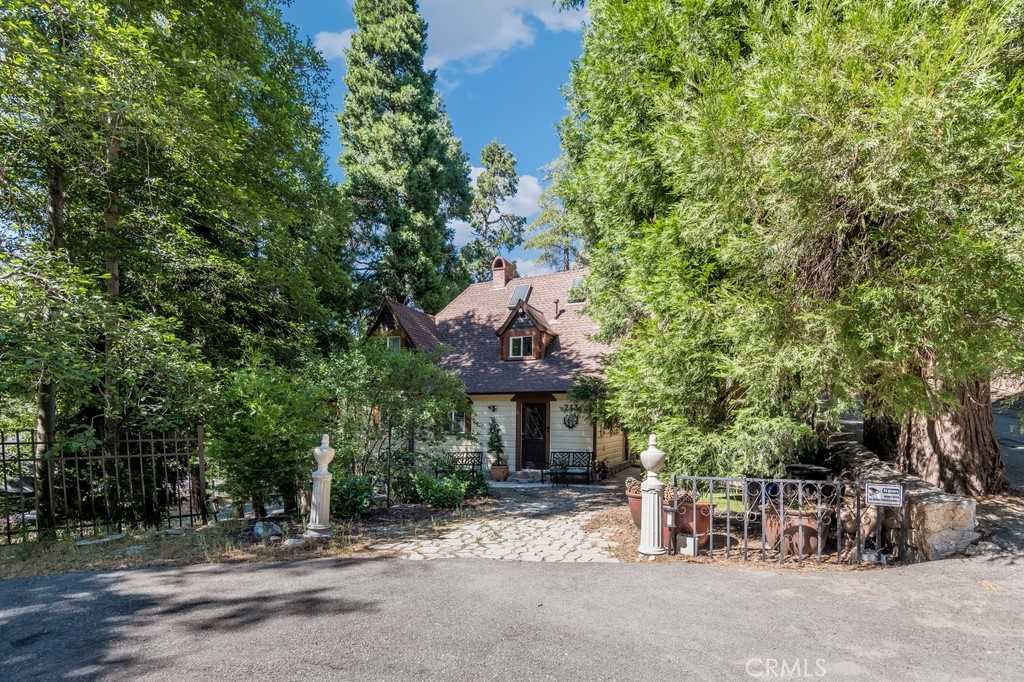 photo 3: 243 Mittry Drive, Lake Arrowhead CA 92352