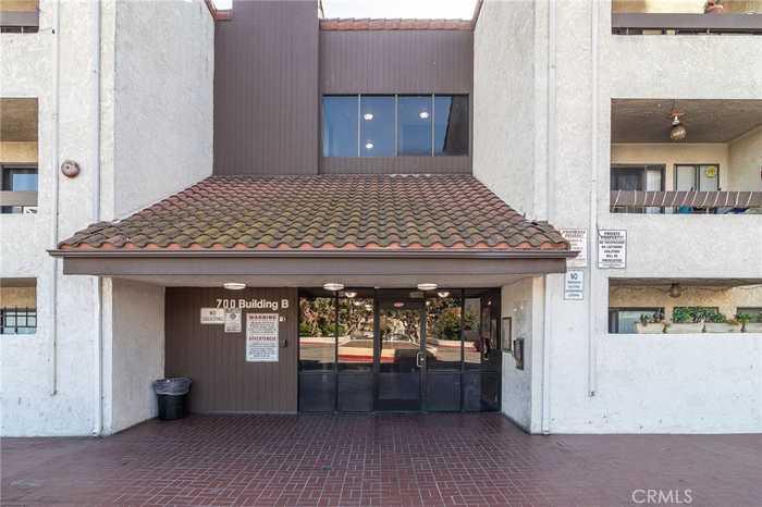 photo 2: 700 W 3rd Street, Santa Ana CA 92701