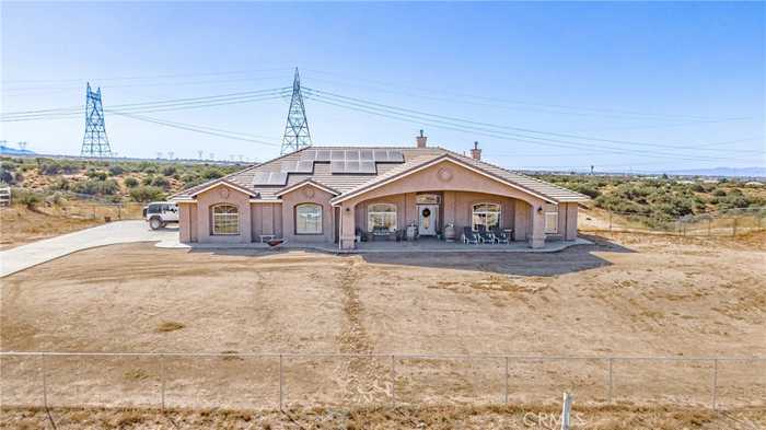 photo 1: 7470 Rodeo Road, Oak Hills CA 92344