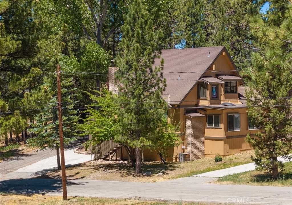 photo 3: 789 Iris Drive, Big Bear Lake CA 92315