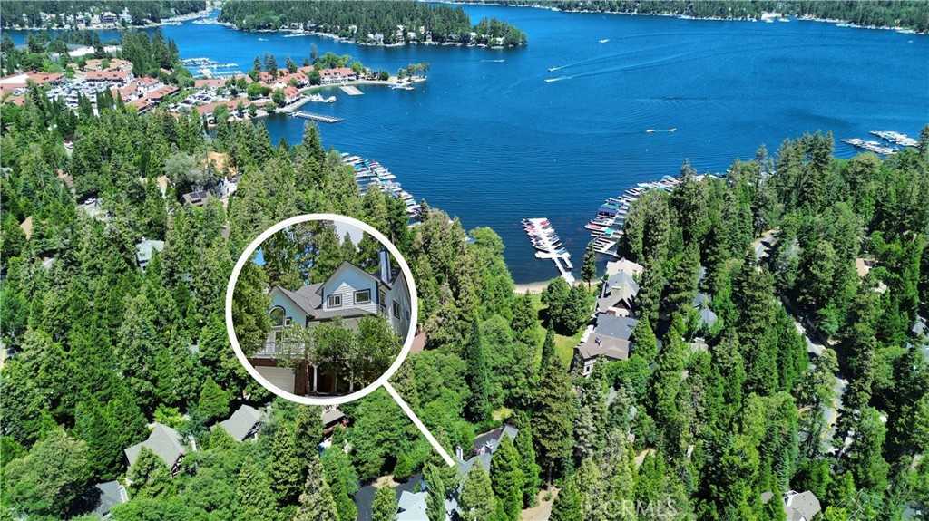 photo 2: 265 Garden Drive, Lake Arrowhead CA 92352