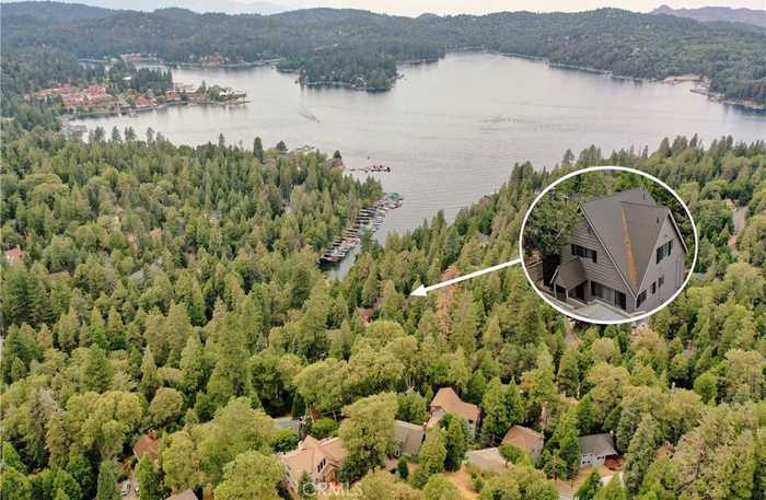 photo 2: 104 State Highway 173, Lake Arrowhead CA 92352