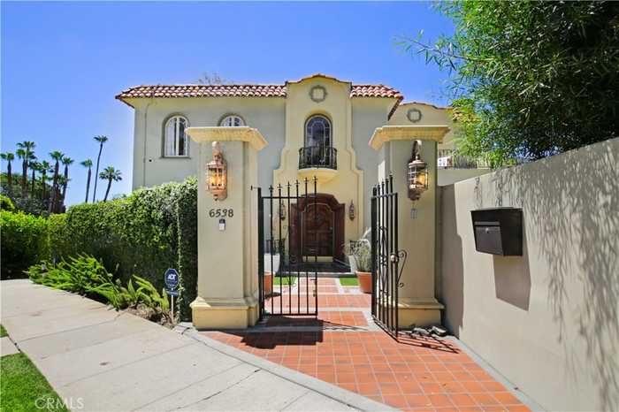 photo 2: 6538 Cahuenga Ter, Los Angeles CA 90068