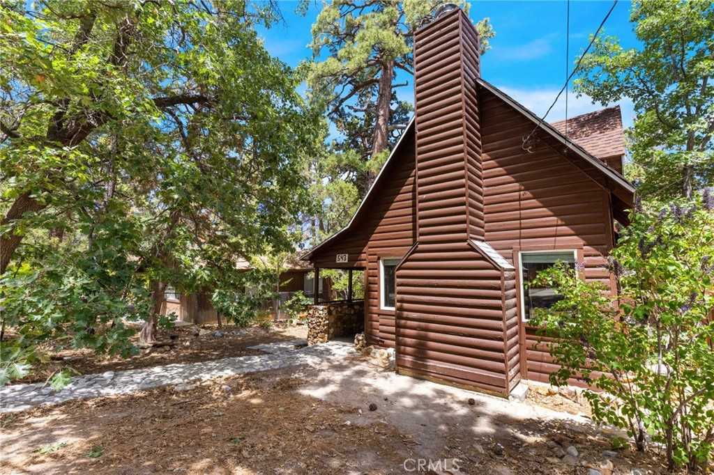 photo 3: 543 Holmes Lane, Sugarloaf CA 92386