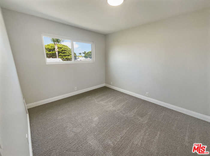 photo 15: 20821 Lancelot Lane, Huntington Beach CA 92646