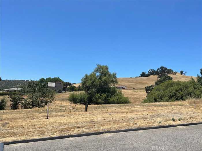 photo 2: 9999 Bluegill Drive, Paso Robles CA 93446