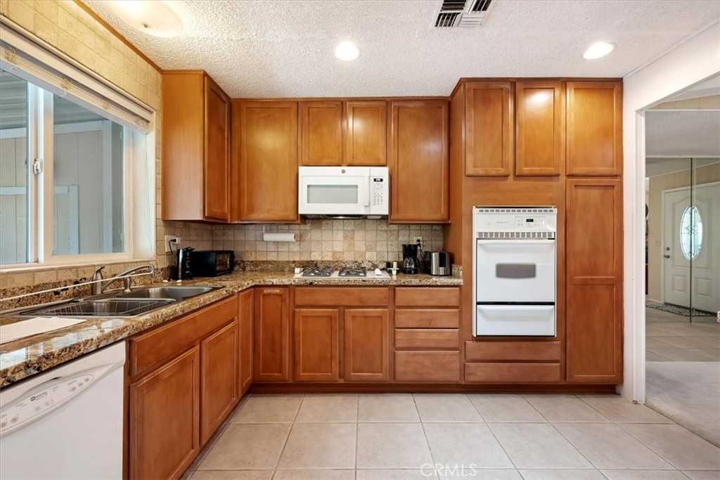 photo 3: 73450 Country Club Drive Unit 229, Palm Desert CA 92260