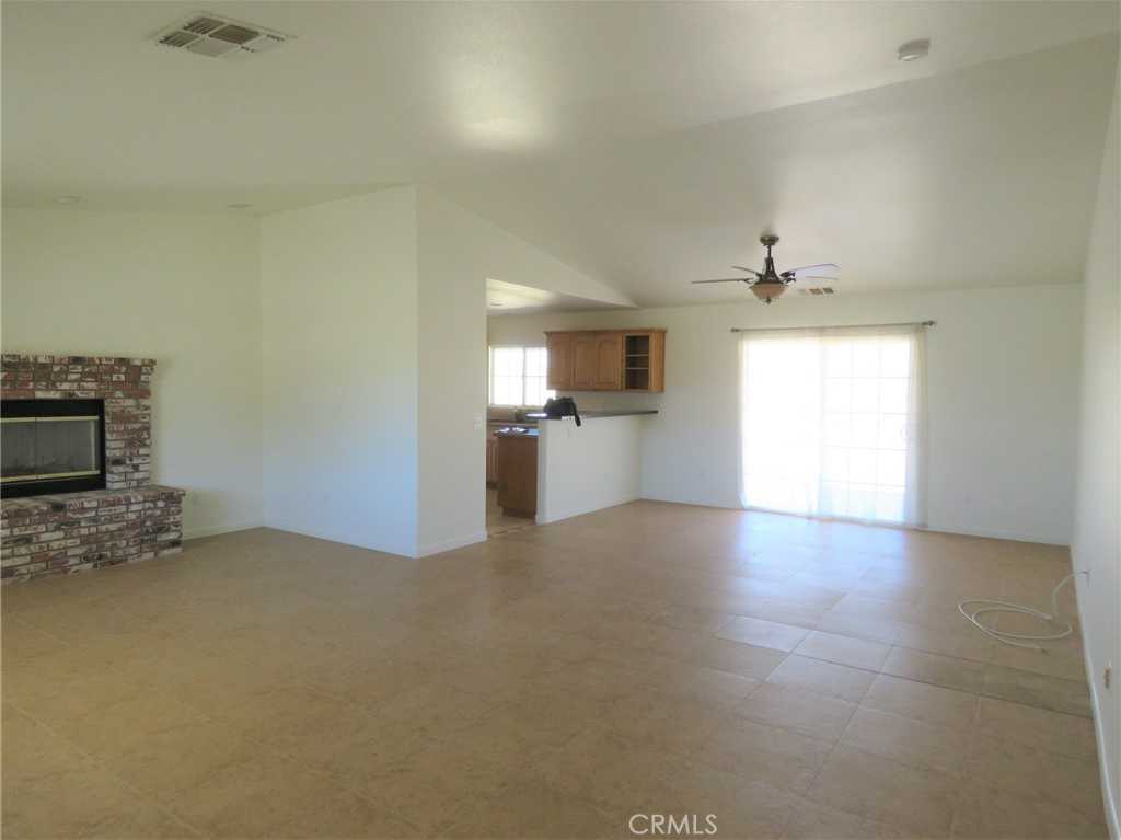 photo 2: 7845 Elwood Street, Joshua Tree CA 92252