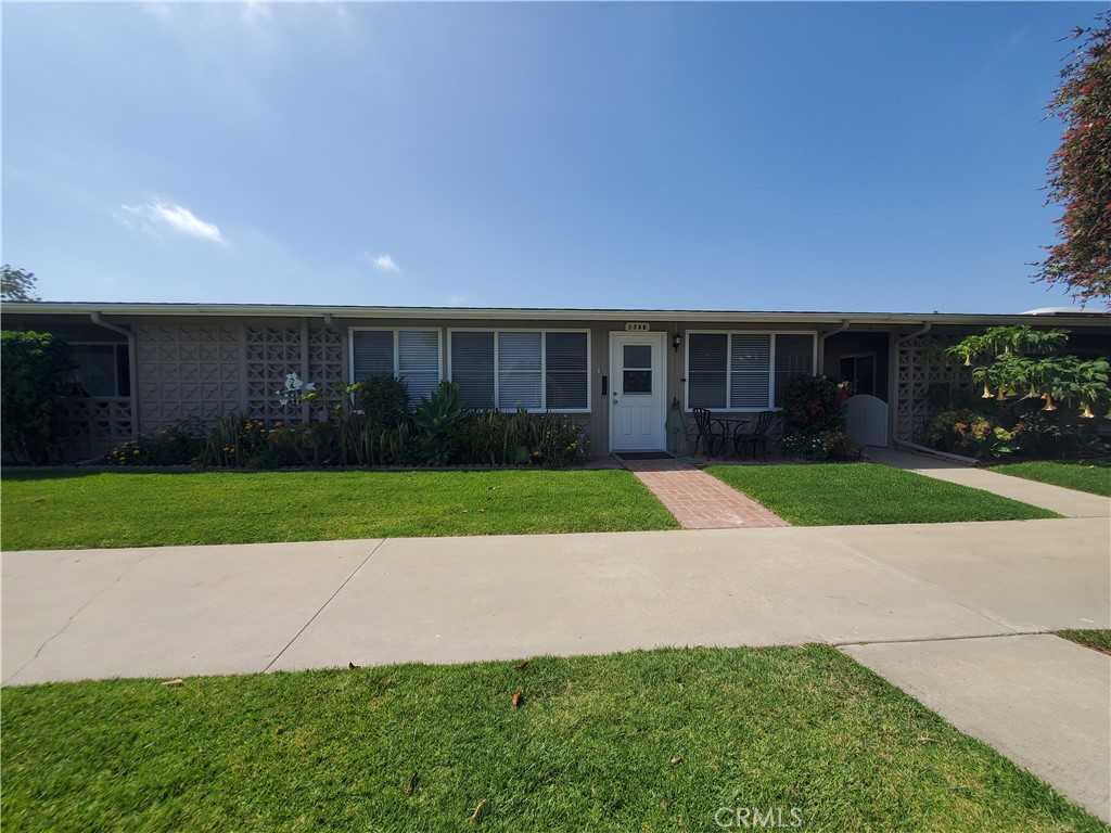 photo 2: 13371 Danbury Lane, Seal Beach CA 90740