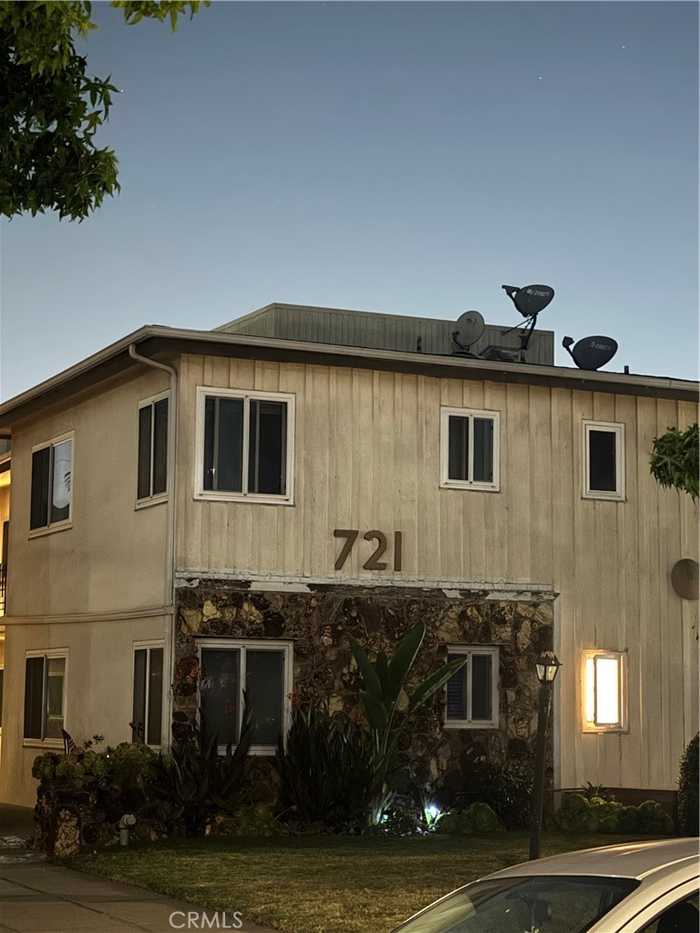 photo 6: 721 Larch Street Unit 11, Inglewood CA 90301