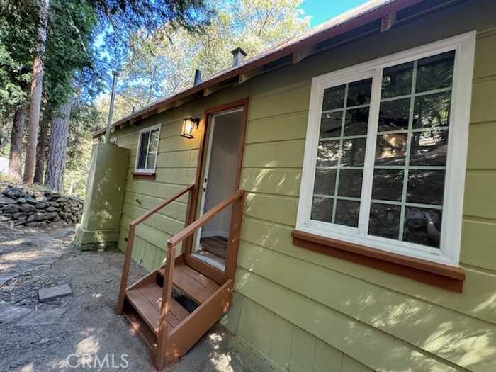 photo 1: 24924 Huston Drive, Crestline CA 92325