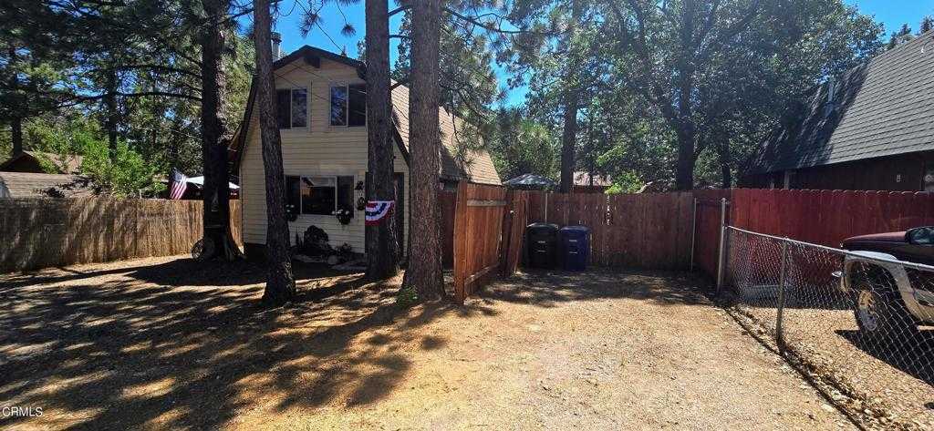 photo 1: 343 Sunset Lane, Sugarloaf CA 92386