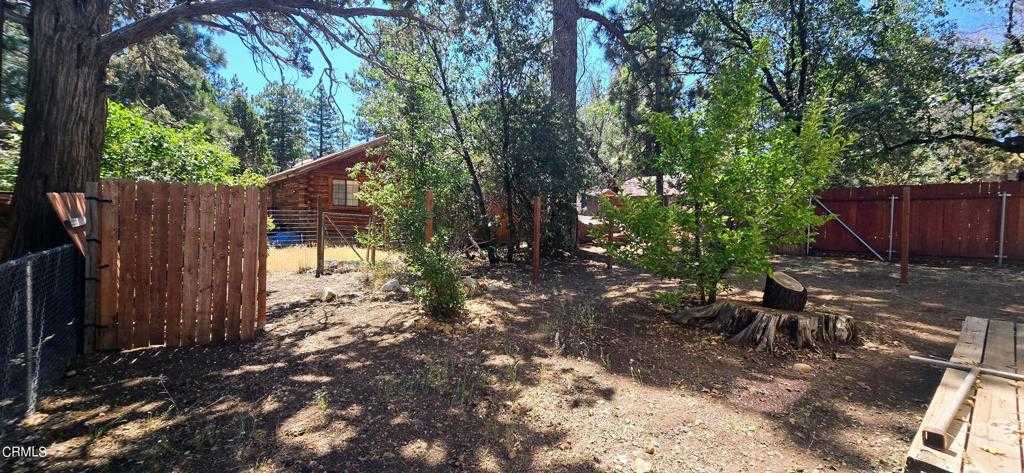 photo 3: 343 Sunset Lane, Sugarloaf CA 92386