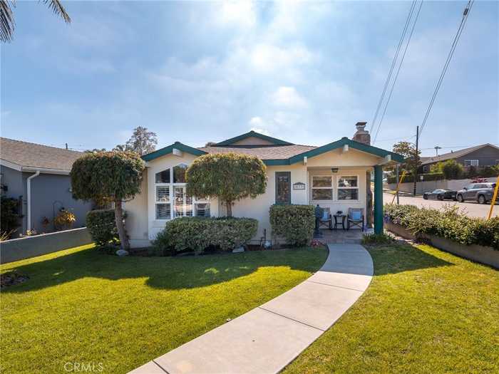 photo 1: 877 Center Street, El Segundo CA 90245