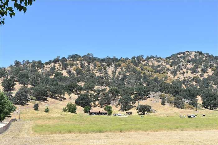 photo 1: Sasia Rd & n/o Chanac Rd, Tehachapi CA 93561