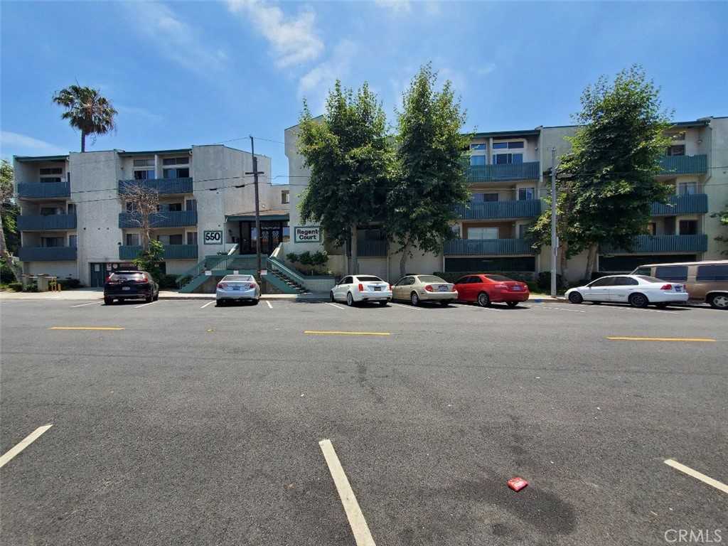 photo 1: 550 W Regent Street Unit 114, Inglewood CA 90301